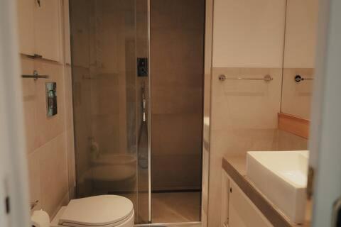 Opera.House Apartment Rome Bagian luar foto